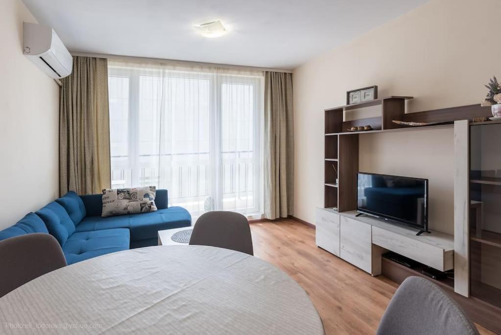 Bright Place Next To Grand Mall Varna Exterior foto